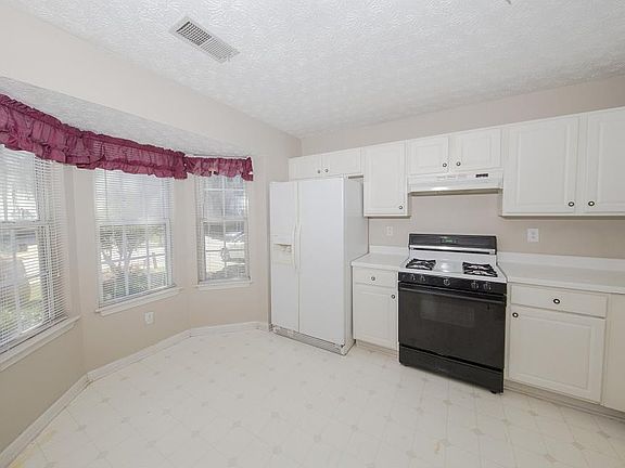 3rd image of 1091 Vintage Pointe Dr