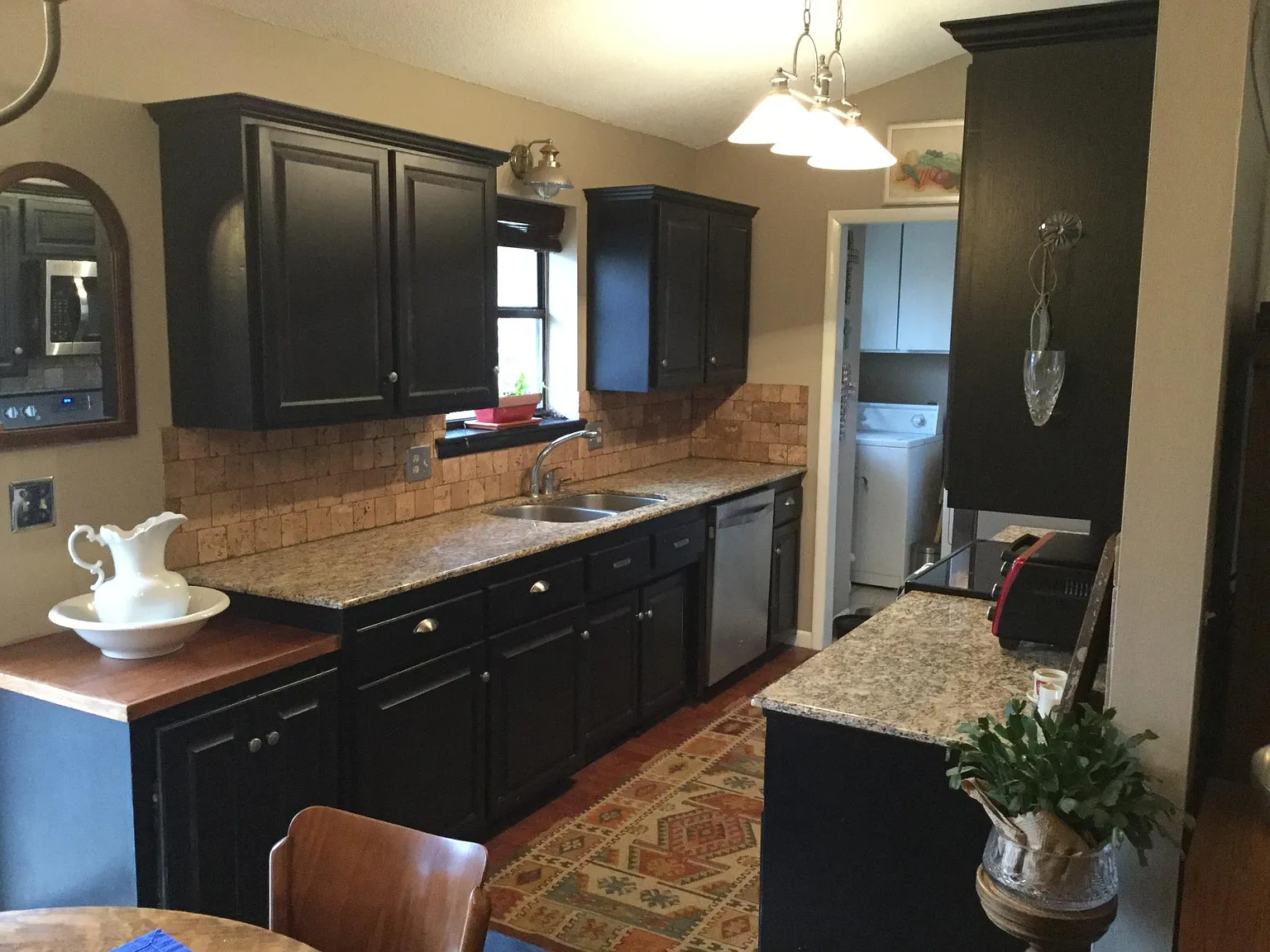 4 bed, 1560 sqft, $2,600 — Photo 2