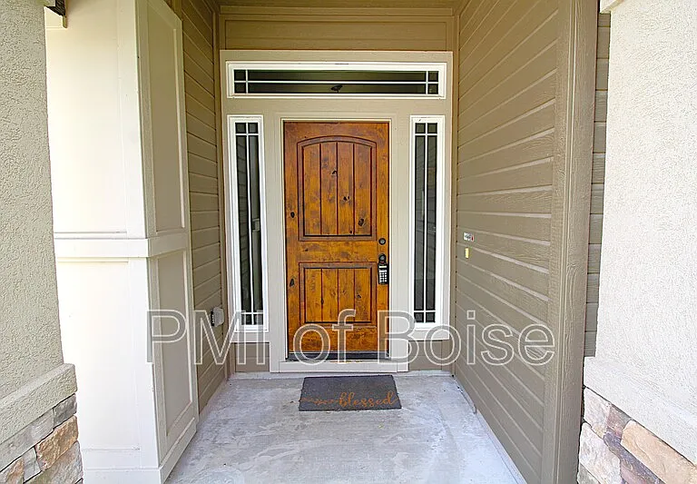 9699 W Montebello Dr — Photo 2