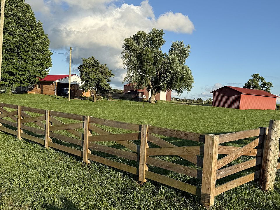 2nd image of 27 Short Rd