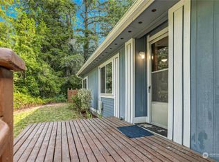 18469 Diamond Dr NE, Poulsbo, WA 98370