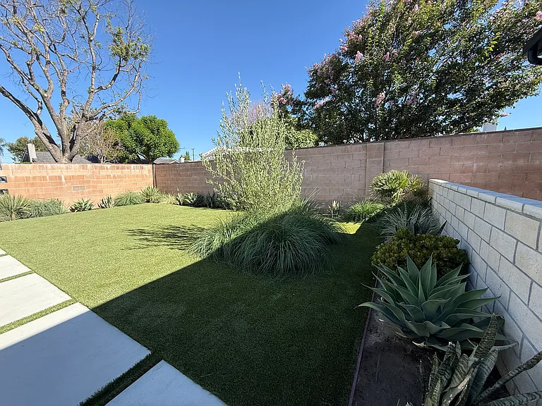 4345 Juneau Cir — Photo 13