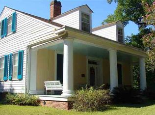 70 Glen Aubin Plantation Rd, Natchez, MS 39120