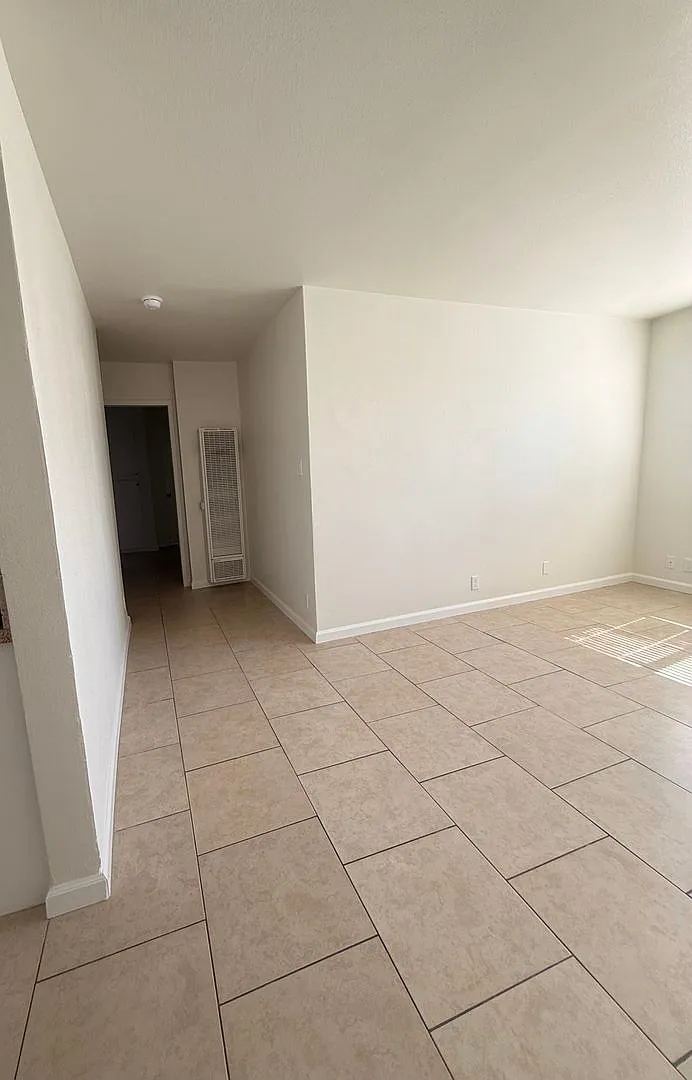 2419 614 N. Third St. — Photo 3