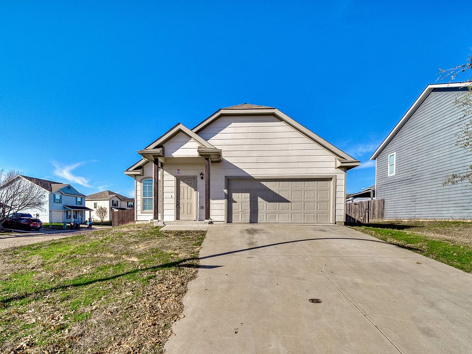 1st image of 2944 Las Cruces Dr