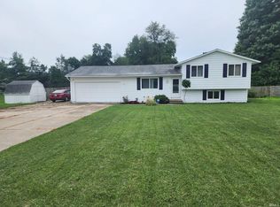 30046 County Road 20, Elkhart, IN 46517