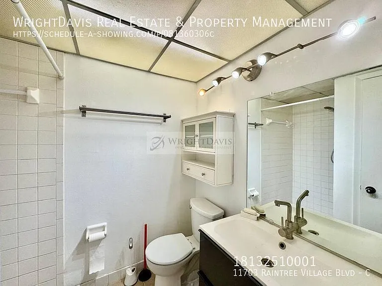 11703 Raintree Village Blvd #C — Photo 13