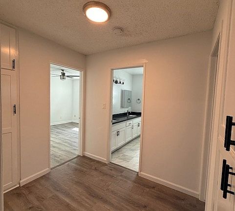 5th image of 3328 Helms Ave APT 4