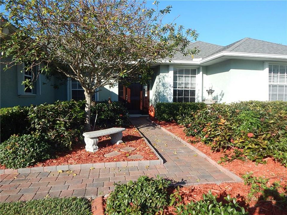 1st image of 455 Greystone Ct SW