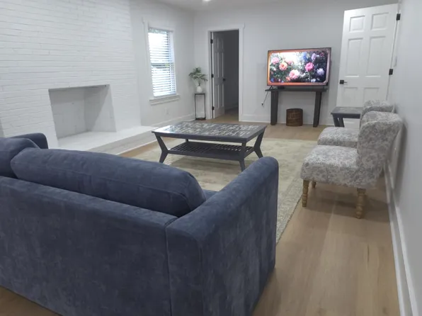 2918 Gant Quarters Dr, Marietta, GA 30068
