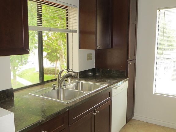 4th image of 8361 Capricorn Way APT 18