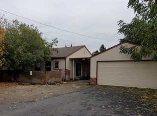 1033 1/2 West St, Hollister, CA 95023