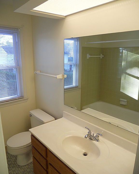 2nd image of 602 Brandywine Dr