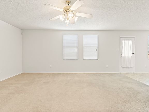 3rd image of 1429 Cherokee Rose Ln