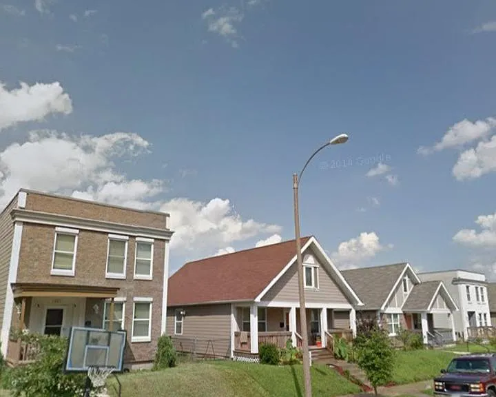 3121 Sheridan Ave — Photo 1