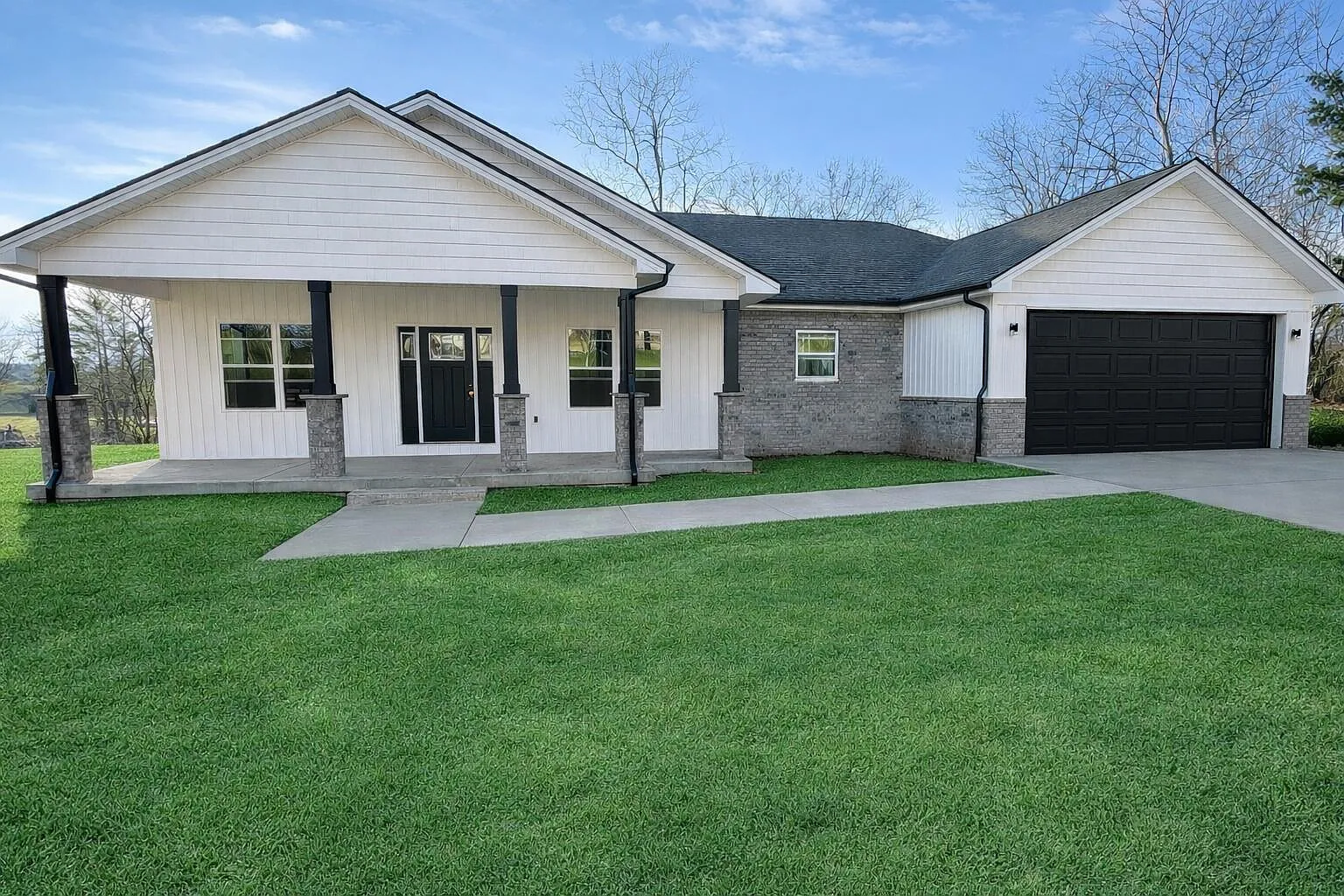 63 Iris Point photo 1