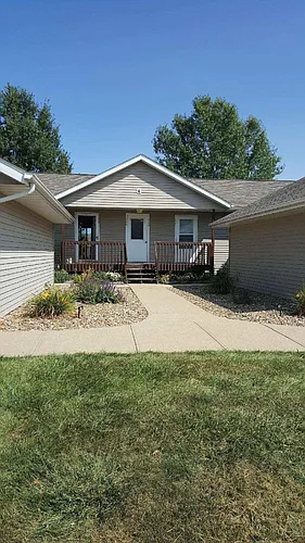508 Iris Ave Photo 1