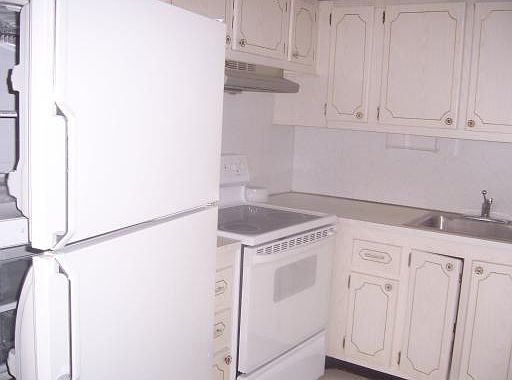4th image of 83 Chatham D #.