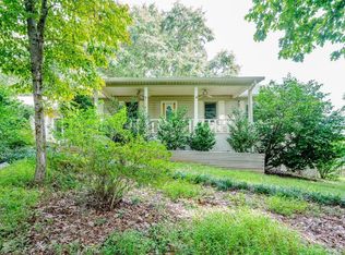 87 Waters Rd, Hiram, GA 30141