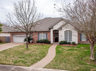 9306 Whitney Ln, College Station, TX 77845