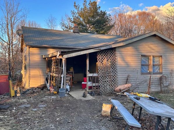17223 McGuire Ridge Rd, Laurel, IN 47024