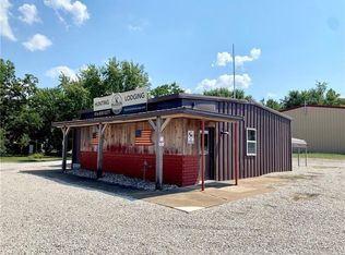 411 5th St, McCune, KS 66753