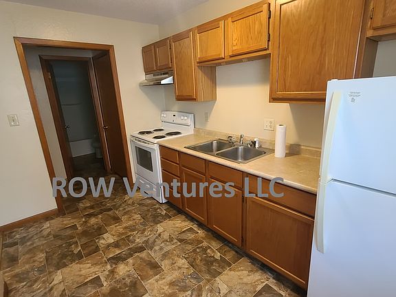 5th image of 205 S Chestnut St #205