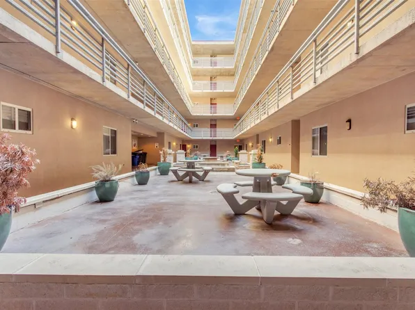 711 W 26th St APT 607, Austin, TX 78705