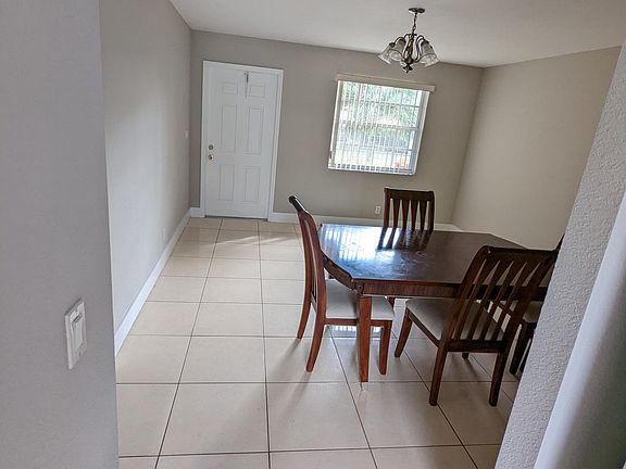 Dining room/Living room