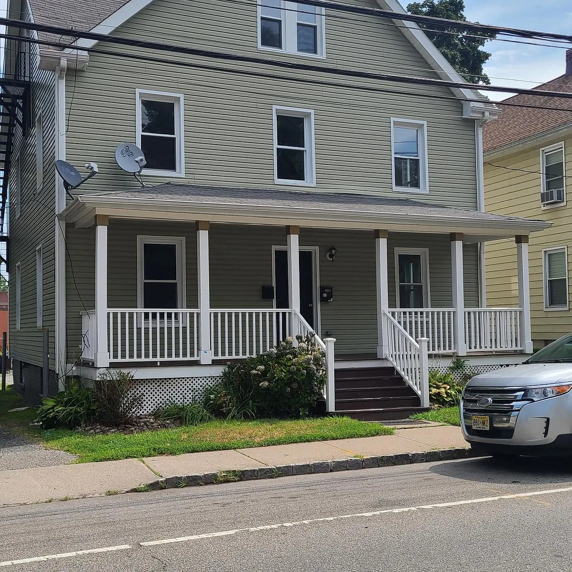 2 bed, $2,700 — Photo 2