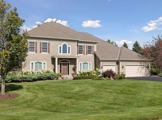 1 Southpointe Ct, Saint Paul, MN 55127