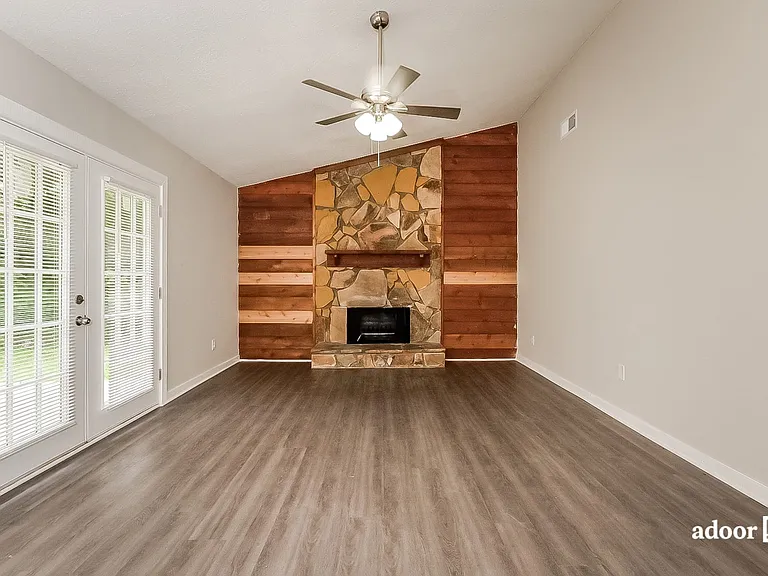4087 Hunt Way — Photo 7