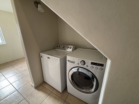 5th image of 734 Palani Ave #C-c1