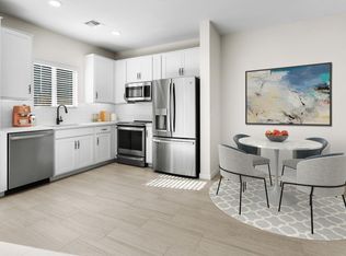 2825 W White Feather Ln, Phoenix, AZ 85085