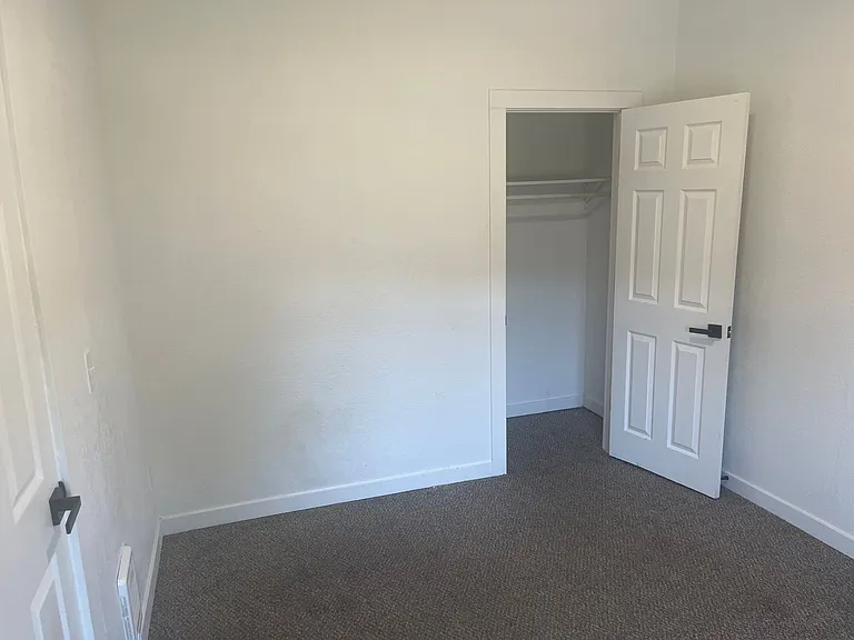6004 S Lawrence St — Photo 12