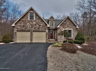 39 Maverick Way, Hazleton, PA 18202