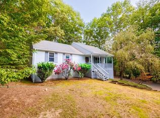 571 Douglas Rd, Northbridge, MA 01534