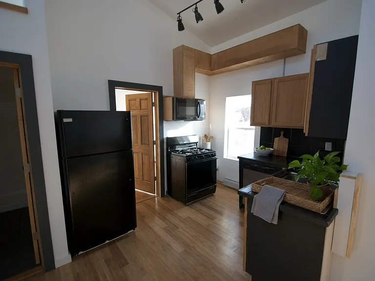 25 E 26th St #3 — Photo 2