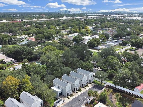 4th image of 4705 Jennings Bay Ct