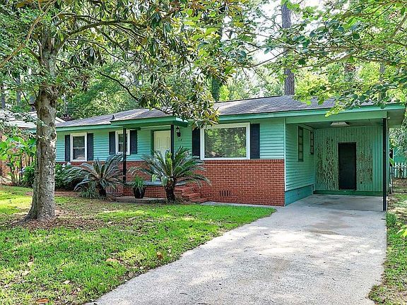 3rd image of 118 Bowman Ave #9