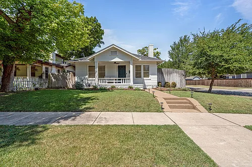 2200 Hurley Ave Photo 1
