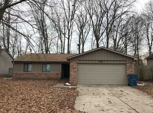 821 Vanceburg Dr, Indianapolis, IN