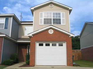 135 S Springview Dr, Enterprise, AL 36330