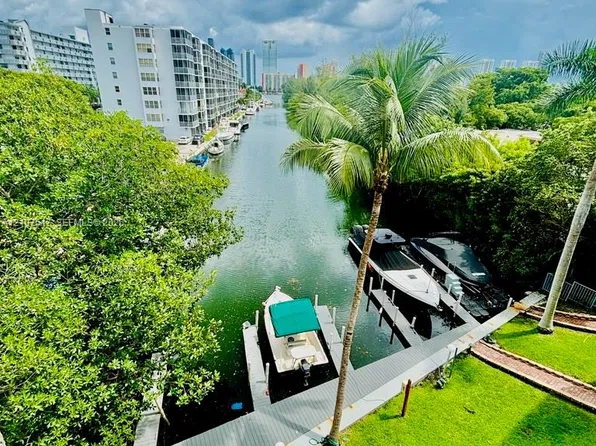 16531 NE 35th Ave #402-11, North Miami Beach, FL 33160