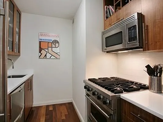 Sold by Citi Habitats | media 8