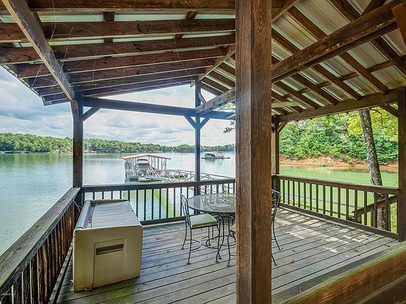 Image 3: Deck At Water