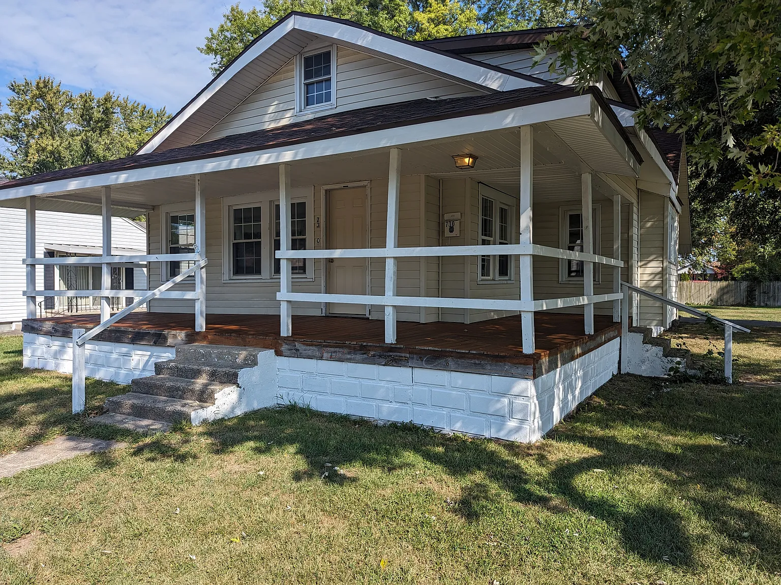 3 bed, 1.5 bath, 1204 sqft, $1,150 — Photo 1