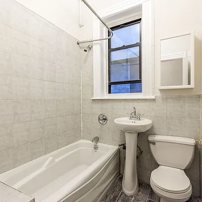 Rented by Nooklyn NYC LLC | media 10