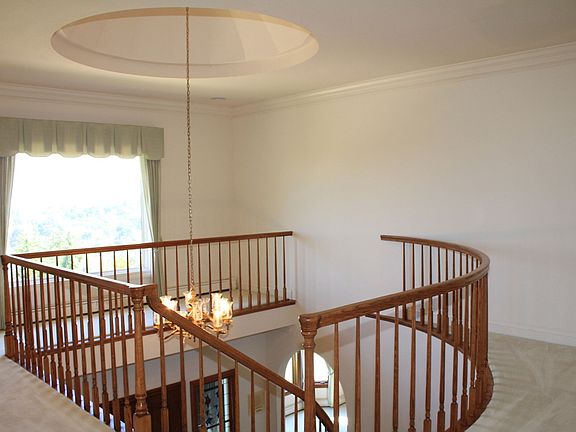 3rd image of 28610 Matadero Creek Ct