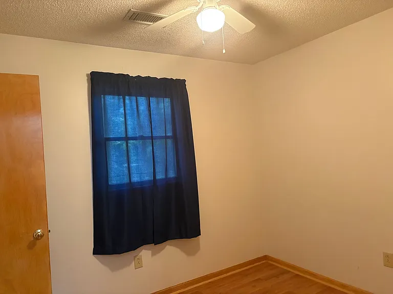 104 Lenwood Ct — Photo 19